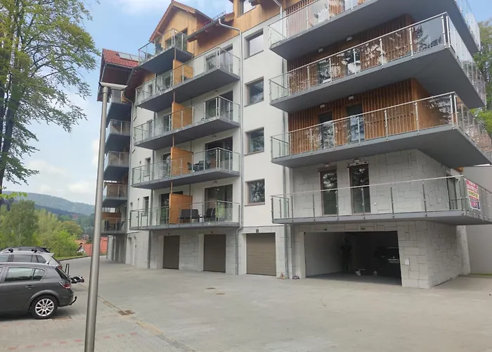 Stone Hill Apartament Wellness Z Basenem Jakuzi Saunami Prywatnym Garazem I Rowerami W Cenie