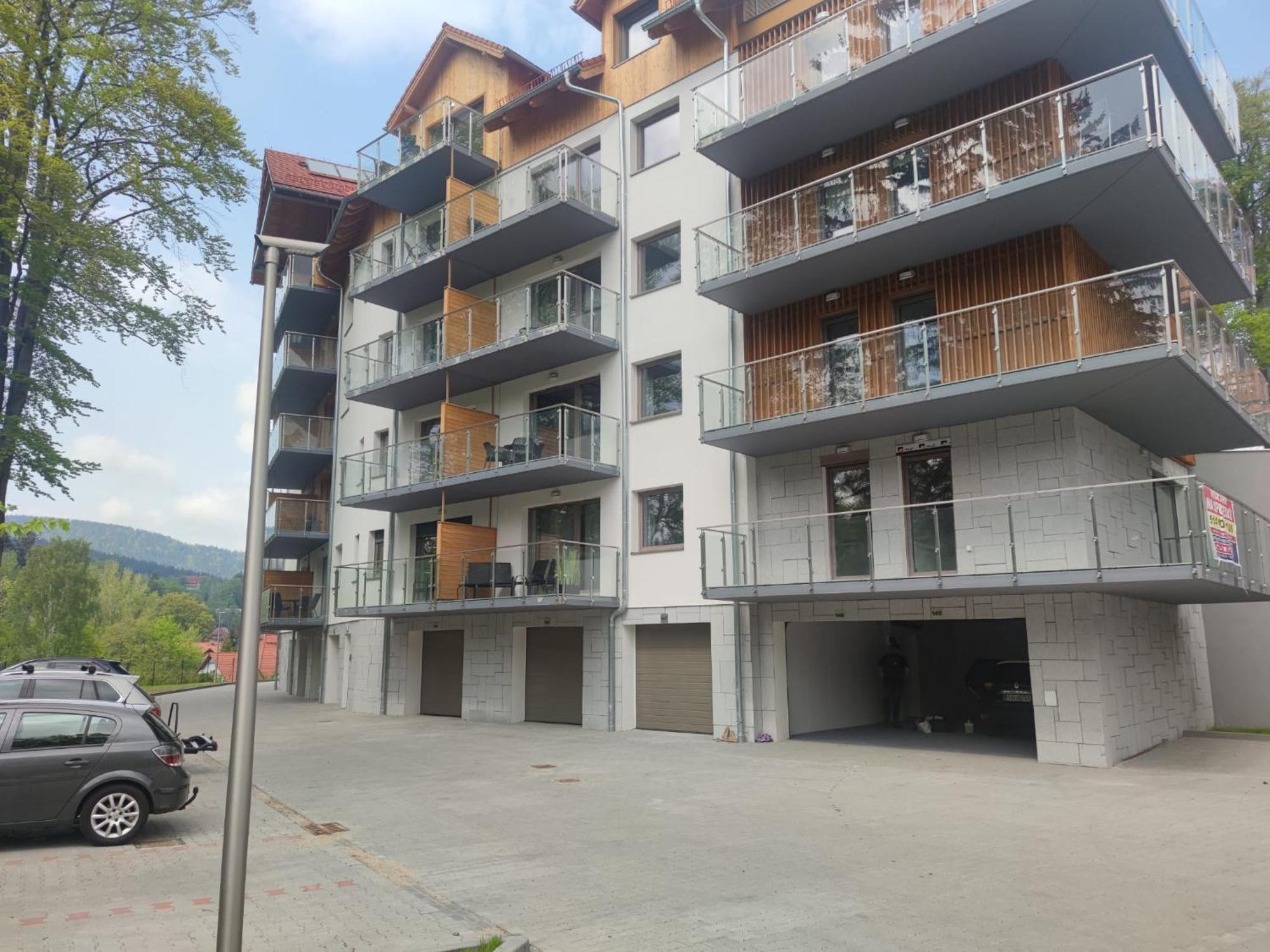 Apartment Stone Hill Wellness Z Basenem Jakuzi Saunami Prywatnym Garazem I Rowerami W Cenie *