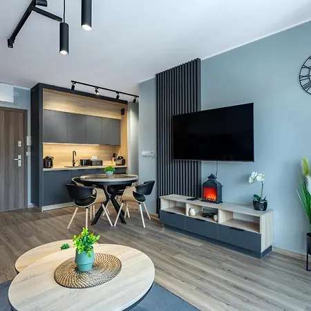 Stone Hill Apartament Wellness Z Basenem Jakuzi Saunami Prywatnym Garazem I Rowerami W Cenie Szklarska Poreba Exterior photo