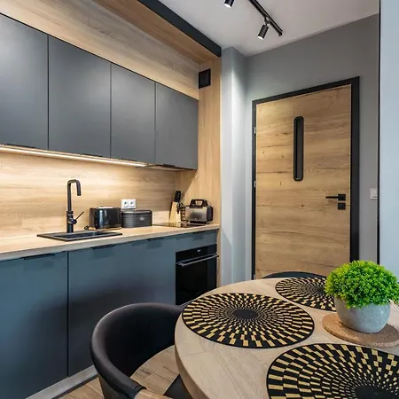 Stone Hill Apartament Wellness Z Basenem Jakuzi Saunami Prywatnym Garazem I Rowerami W Cenie Szklarska Poreba Exterior photo